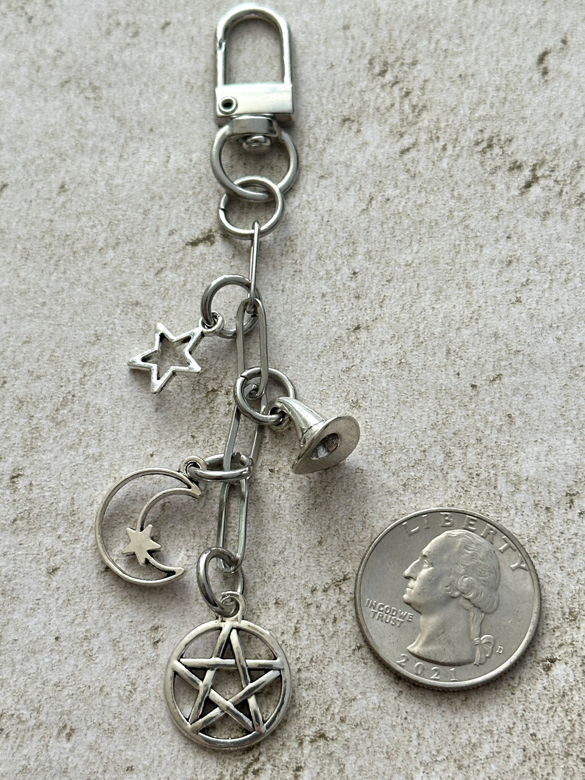 Witchy Bag Charm Keychain – Spooky Accessories for Witches, Goths & Halloween Lovers