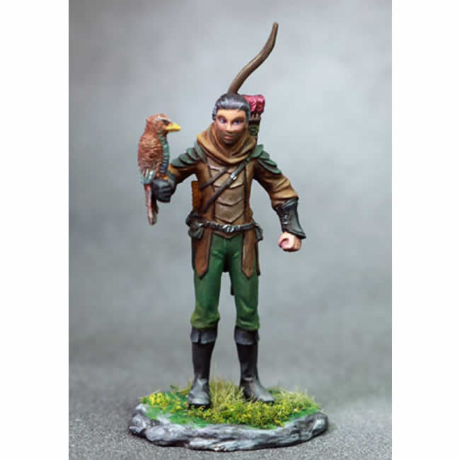 DSM7628 Male Ranger with Bow Miniature Stephanie Law Masterworks