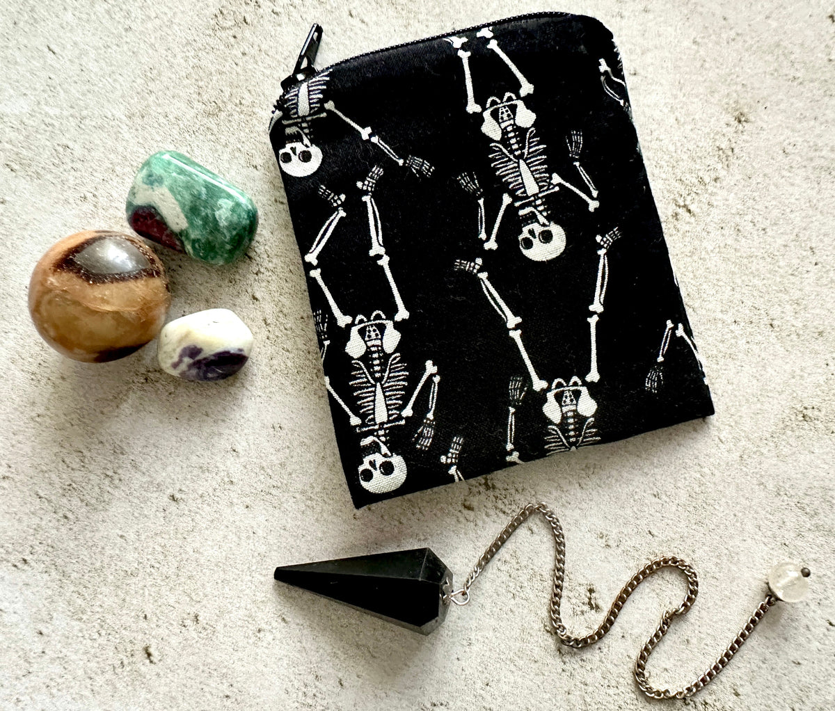 Skeleton Mojo Bag – Spooky Fabric Pouch for Crystals, Coins, Candy & Earbuds