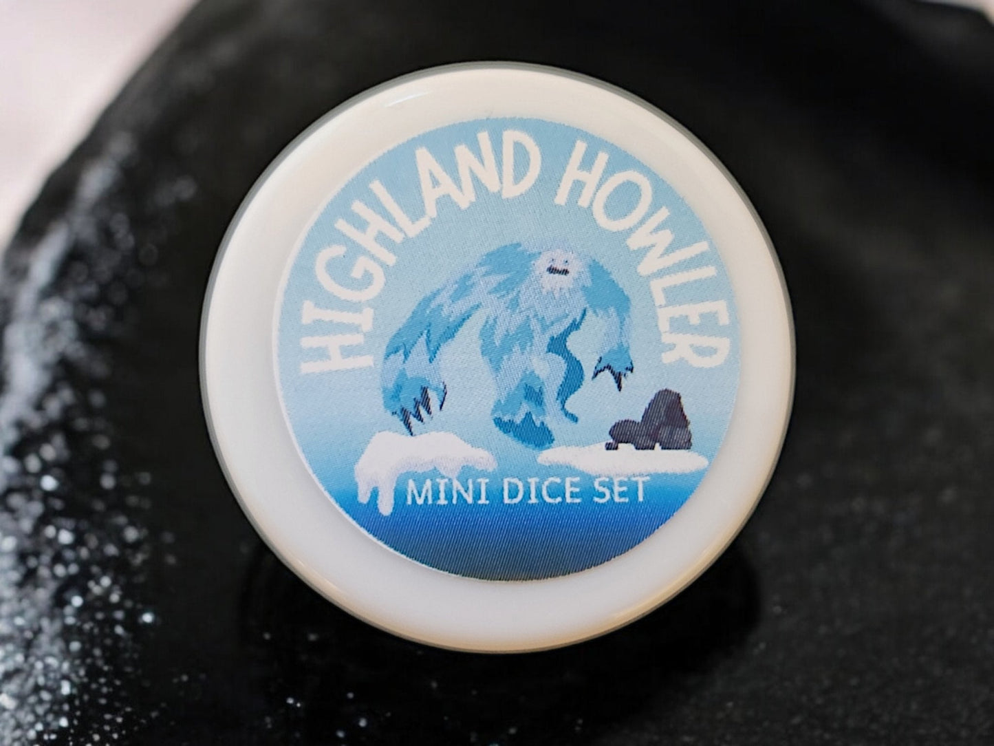 Highland Howler Mini 10mm DND Dice Set in Tube