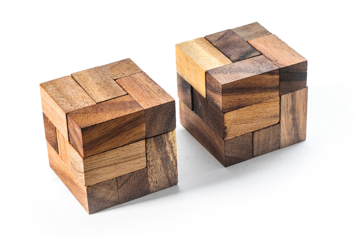 Soma Cube Puzzle - two sets with 50 challenge cards