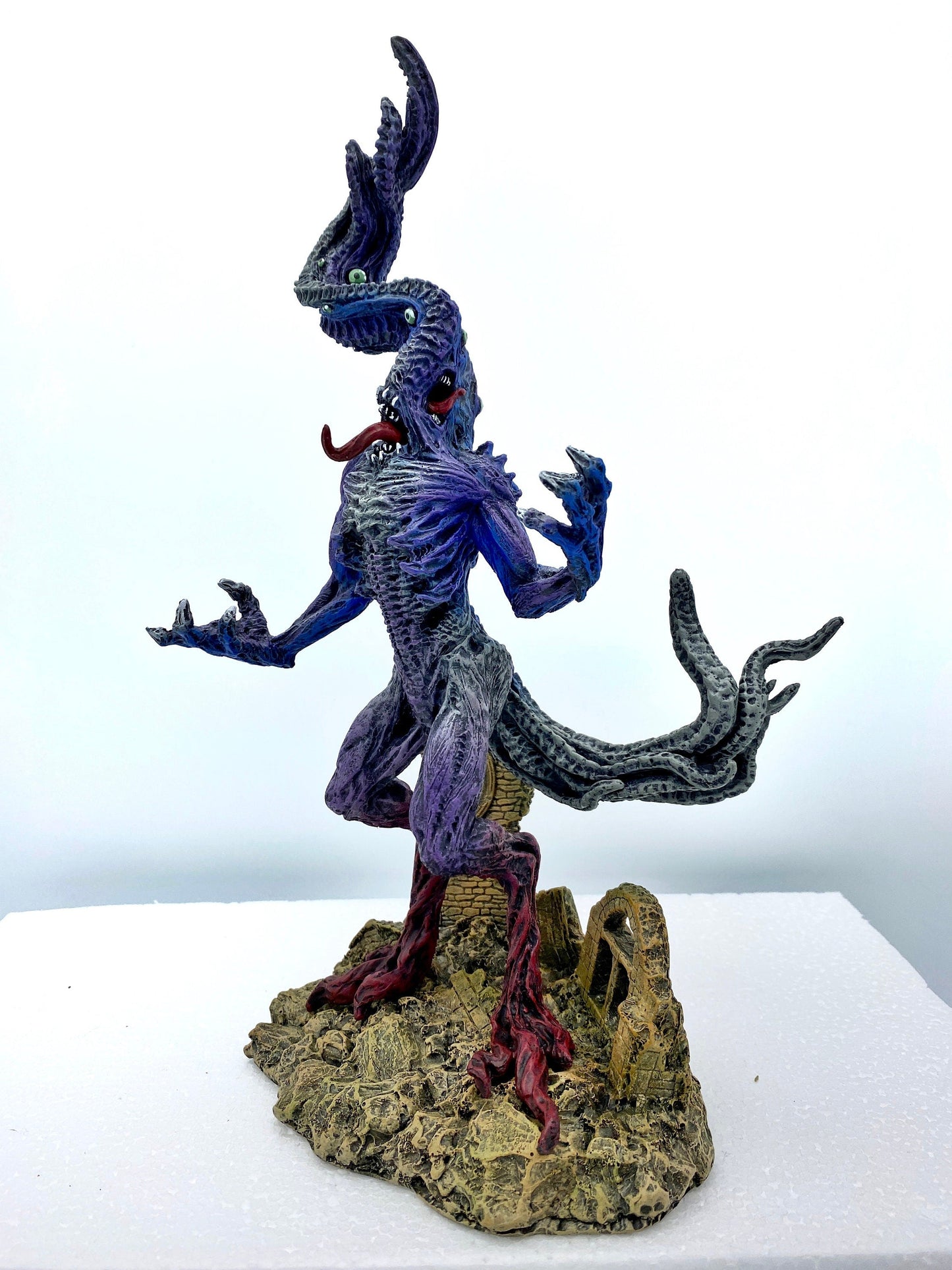 H.P. Lovecraft's Nyarlathotep Statue – Full Color Resin Sculpture