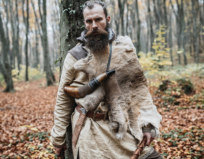 Viking War Horn – Handcrafted Natural Battle Horn for LARP & Reenactment