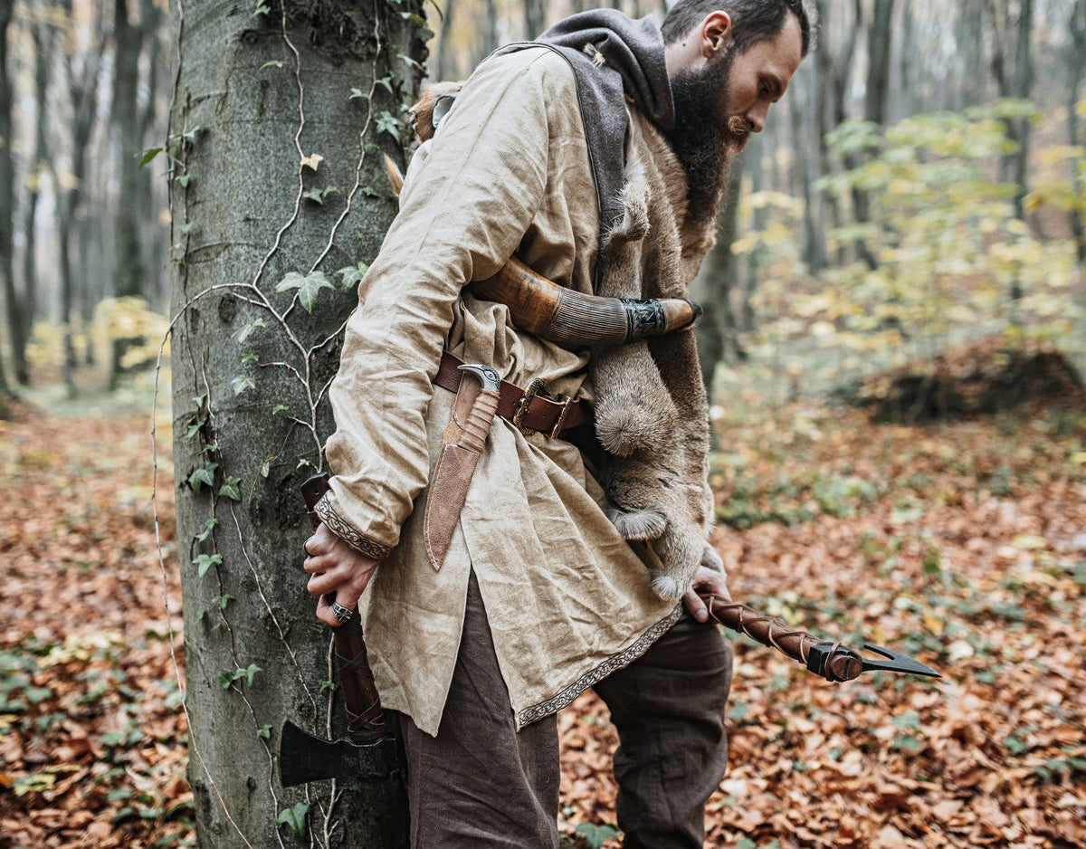 Viking War Horn – Handcrafted Natural Battle Horn for LARP & Reenactment