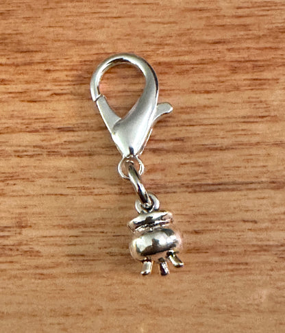 Mini Cauldron Keychain Charm – Witchy Zipper Pull Bag Charm for Witches & Halloween Lovers