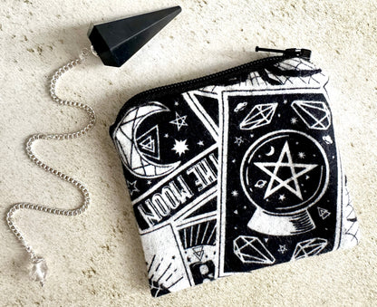 Pendulum Bag – Small Witchy Flannel Pouch for Runes, Crystals & Pendulums