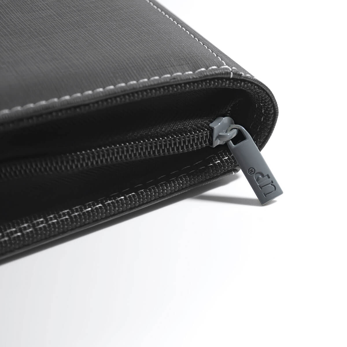 4-Pocket TOPLOADER® Zippered Premium PRO-BINDER®
