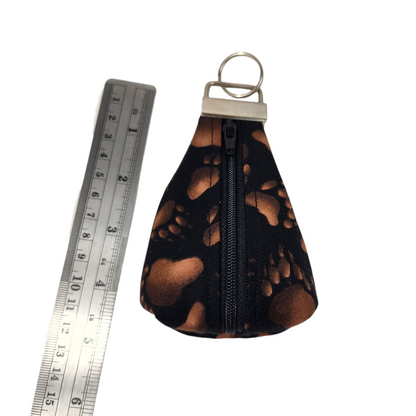 Keychain dice pouch, bear paw theme