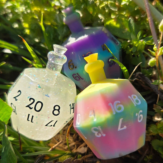 Potion Bottle D20 – Individual Handmade Resin Glow-in-the-Dark TTRPG Die