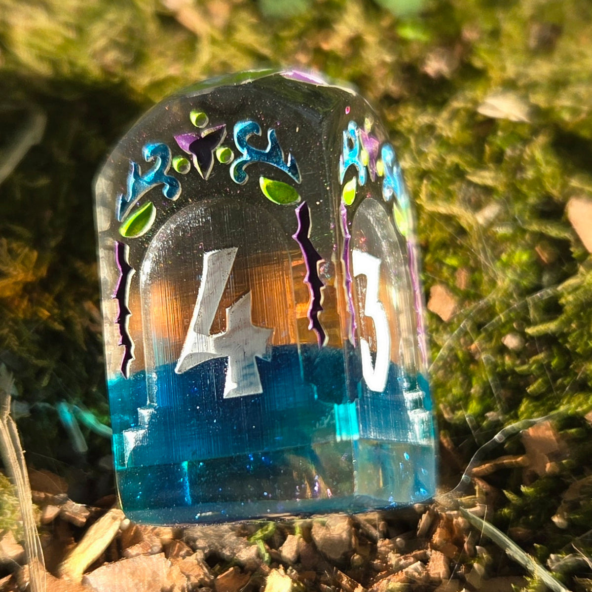 Beyond the Grave - Handmade Grave-Shaped Resin D4 with High-Contrast Ink