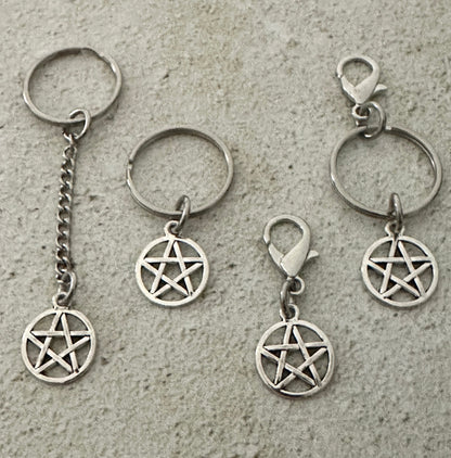 Pentacle Keychain Charm – Witchy Zipper Pull Bag Charm for Witches & Pagans