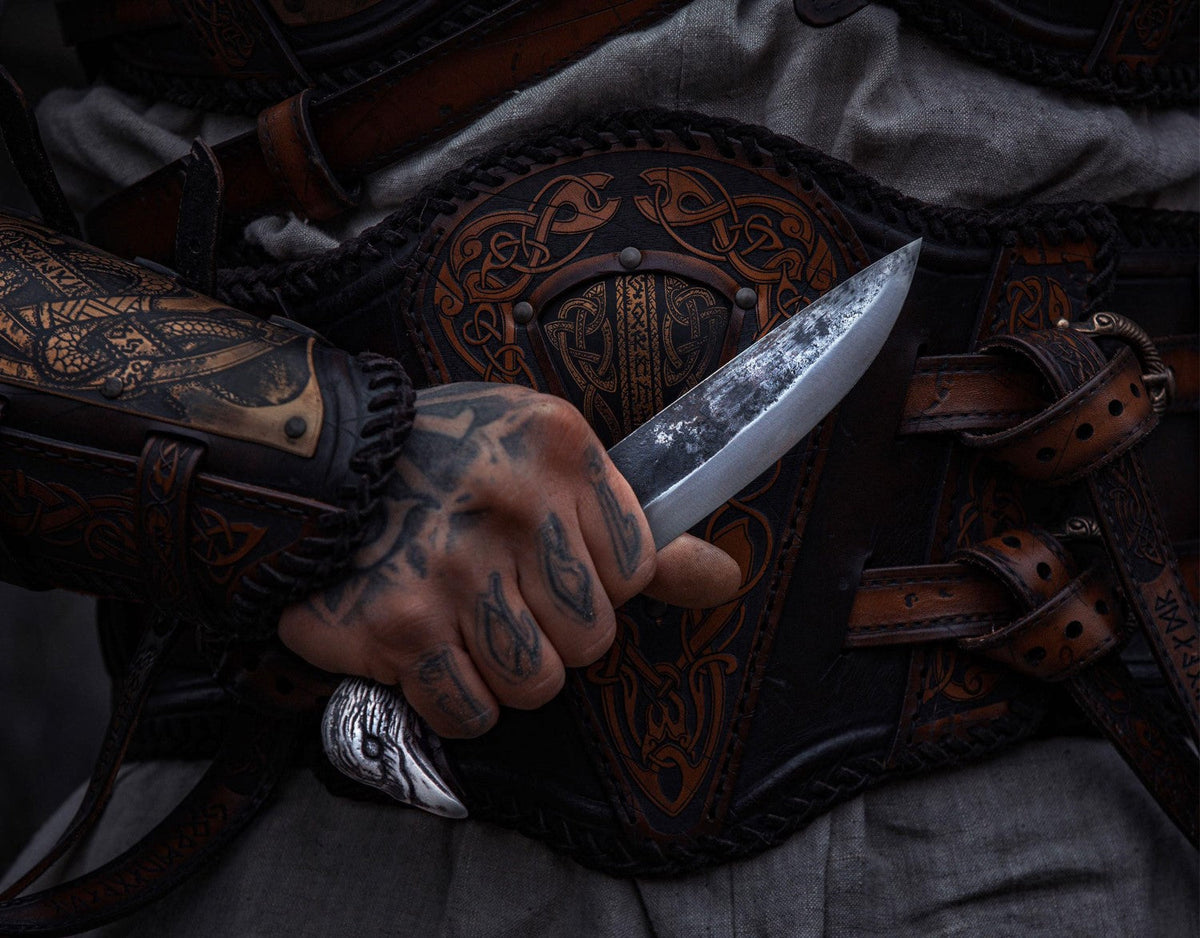 Raven Hilt Knife – Hand-Forged Viking Utility Knife with 5.5" Blade