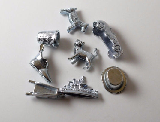 Monopoly Game Replacement Pieces/Movers/Classic Token Lot of 8 Parker Family Cat