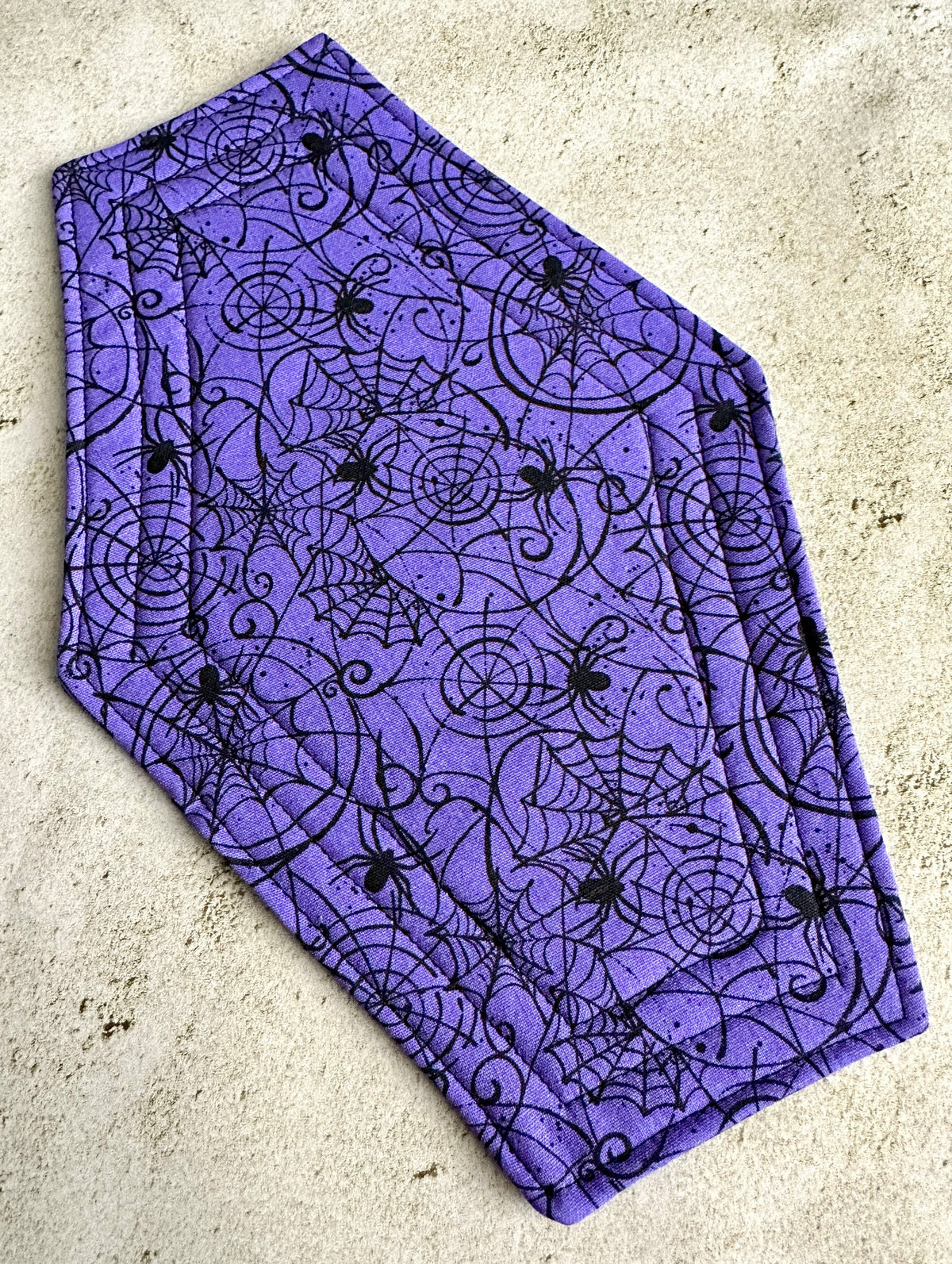 Spiderweb Coffin Mug Rug – Quilted Halloween Coffee Coaster for Horror Fans