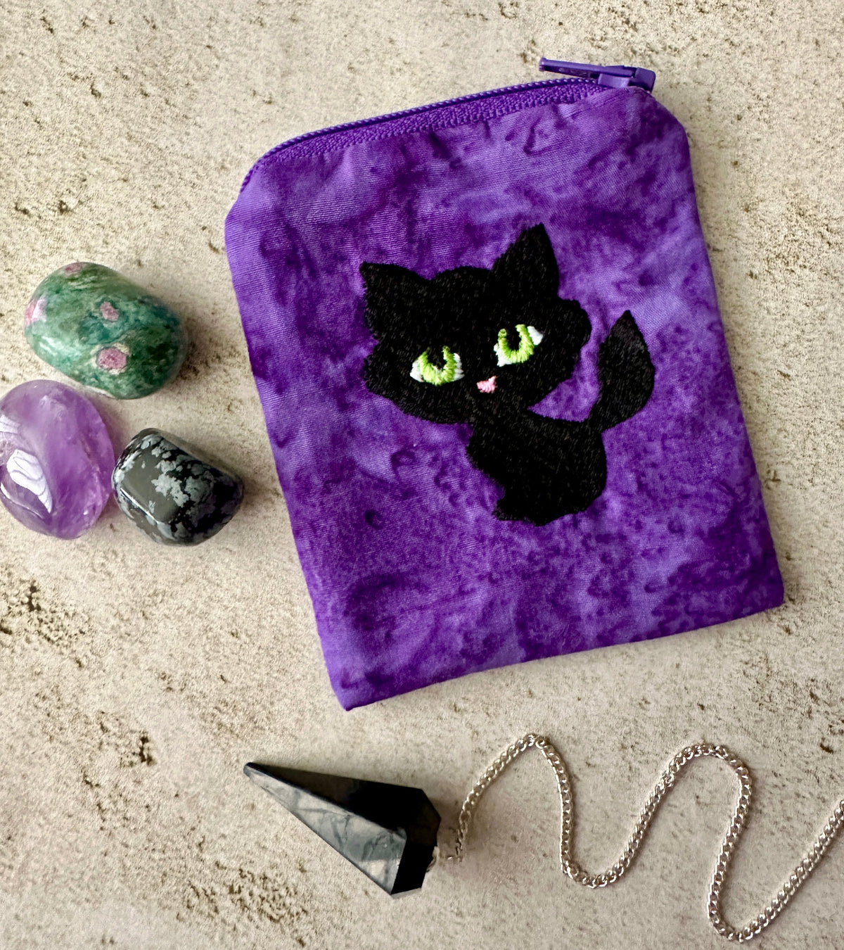 Black Cat Mojo Bag – Purple Embroidered Pouch for Crystals, Coins & Witchy Accessories