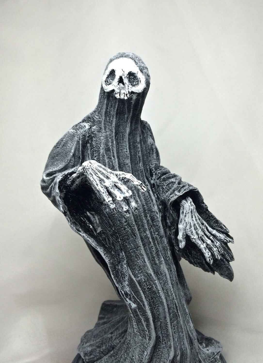 Wraith Statue, design by Abigail Larson