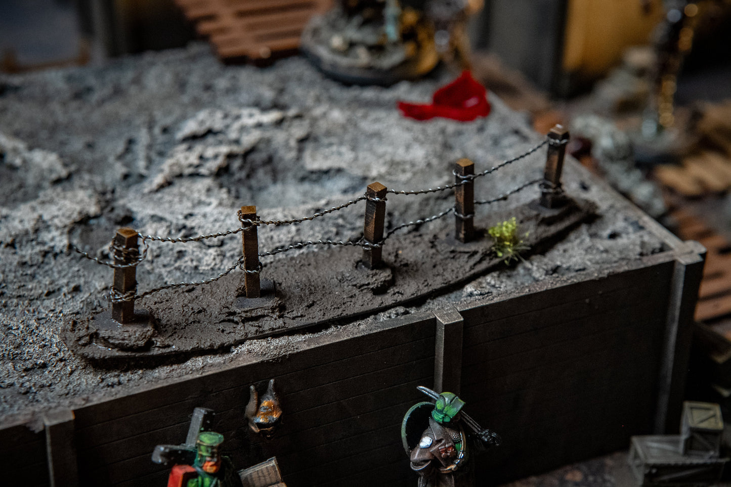 Barbed Wire Fence Scatter Terrain - 28mm Scale Wargaming Defensive Obstacles