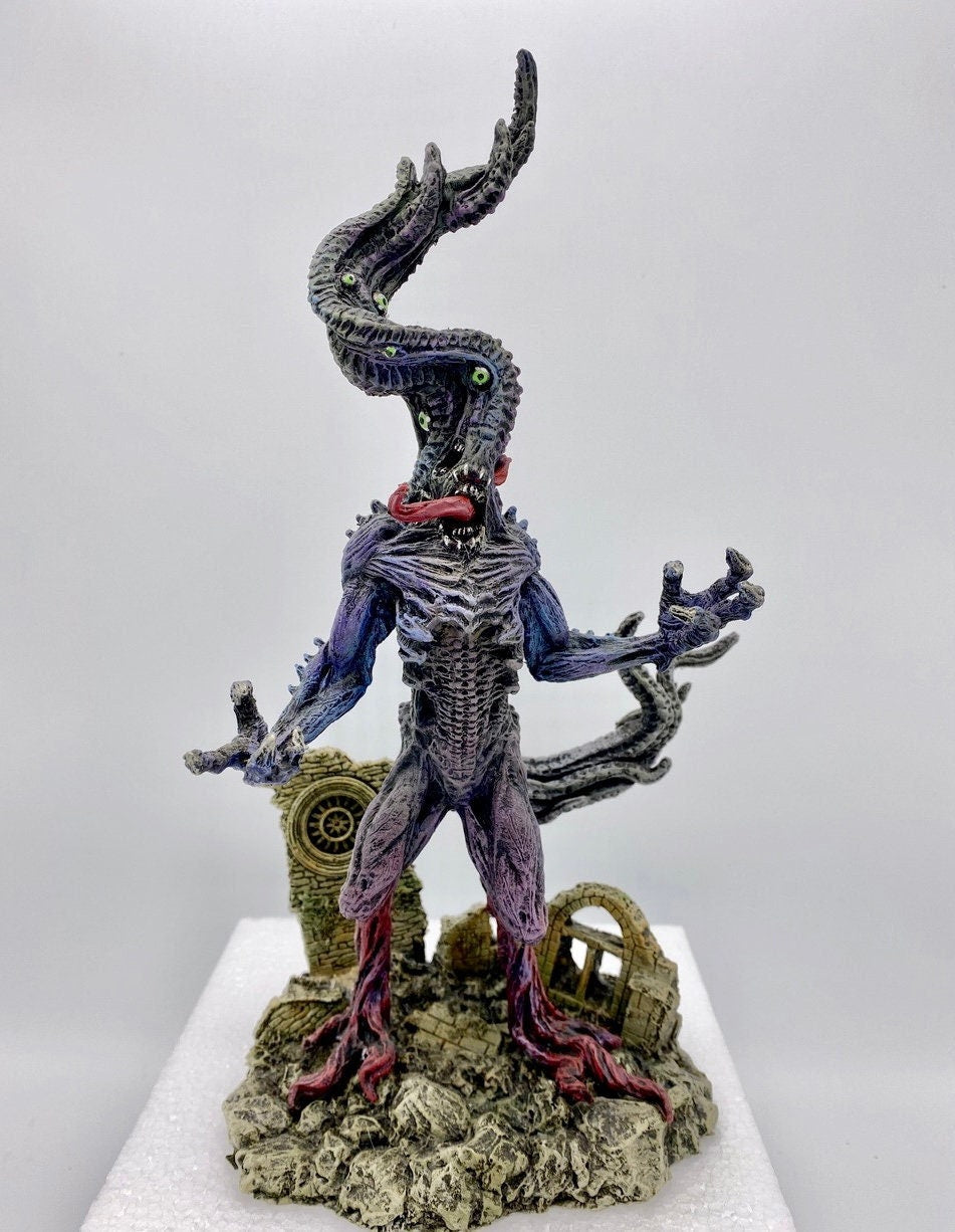 H.P. Lovecraft's Nyarlathotep Statue – Full Color Resin Sculpture