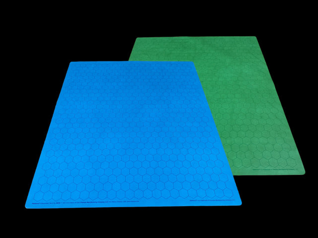 [Preorder] Battlemat™ 1" Reversible Blue-Green Hexes (23 ½" x 26" Playing Surface)