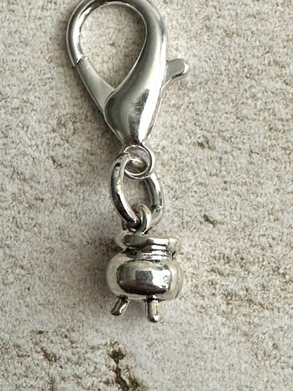 Mini Cauldron Keychain Charm – Witchy Zipper Pull Bag Charm for Witches & Halloween Lovers