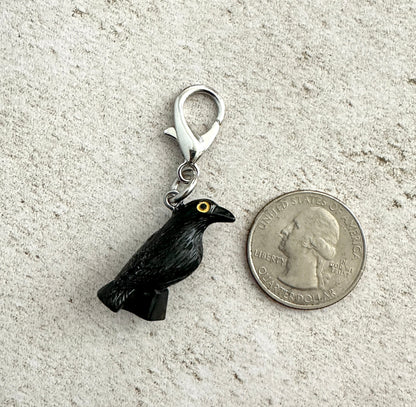 Crow Raven Bag Charm Keychain – Spooky Zipper Pull for Goths, Witches & Horror Fans
