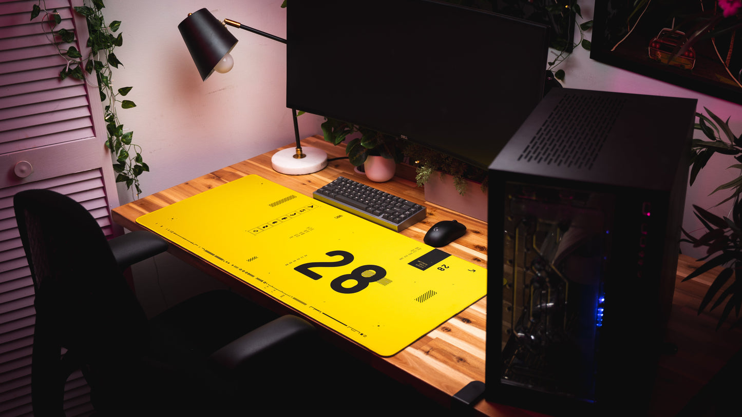 "170928" — ANTIREAL Deskmat