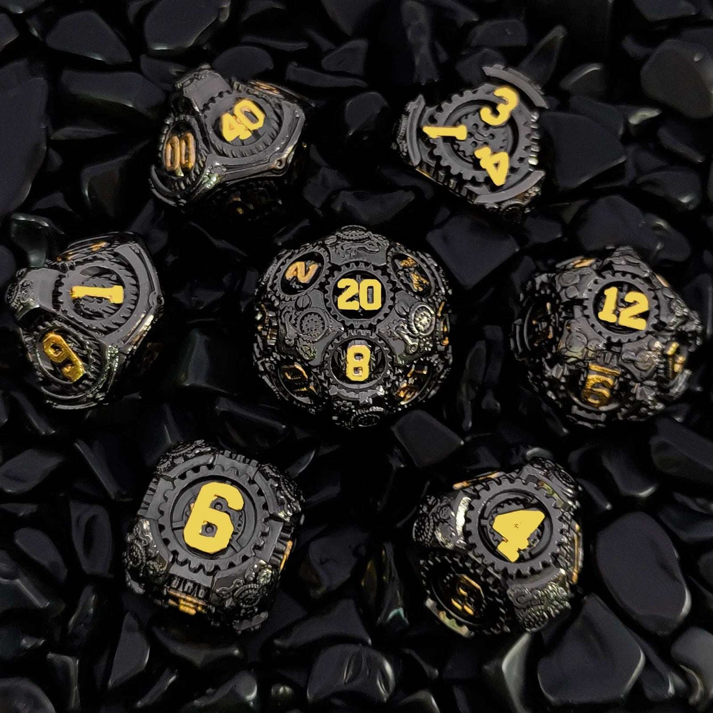 Punk Steam Ming Dynasty – Black Gold Mechanical Gear Solid Metal Dice Set