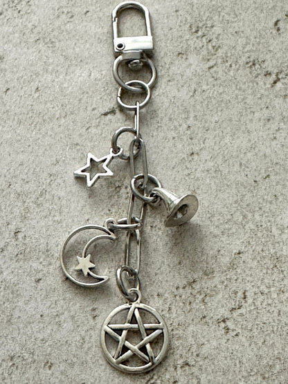 Witchy Bag Charm Keychain – Spooky Accessories for Witches, Goths & Halloween Lovers