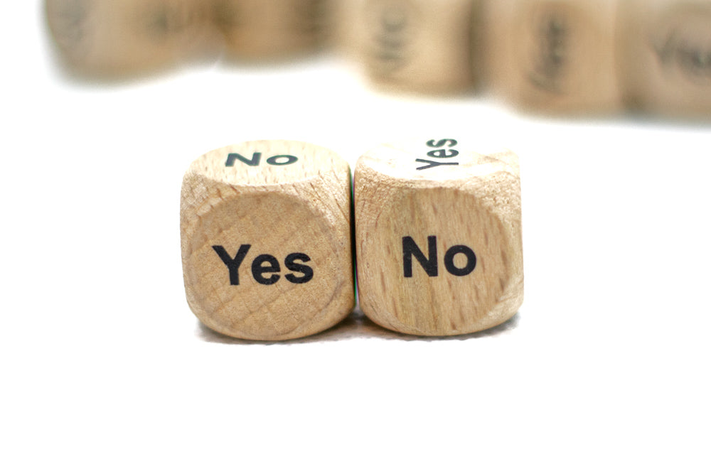 Yes/No Decision Dice – Wooden 16mm d6 with Black Rounded Corners | BrycesDice