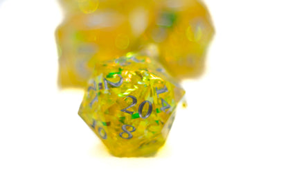 Yellow Shimmer w/silver  7-Dice Set Resin Sharp Edge RPG DND