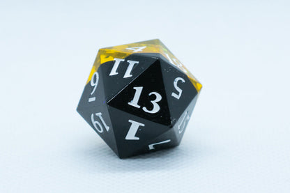 Infection Sharp Edge Resin d6/d20-Dice (Black & Yellow w/White Numbers) [subtle imperfection]