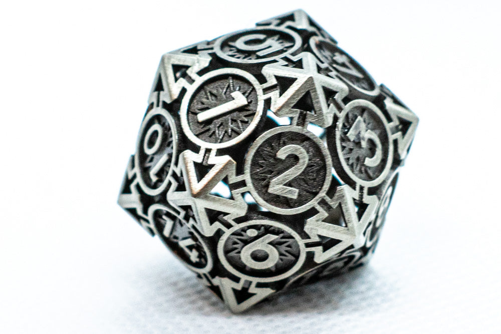 Single d6/d20 Iron Silver Deadly Arrow Dice