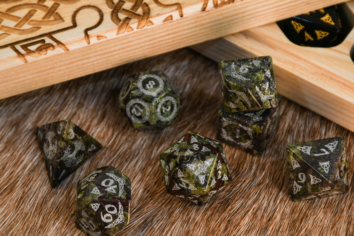 Celtic Dragon Blood Jasper Stone Dice Set – Dice Around the World Collection