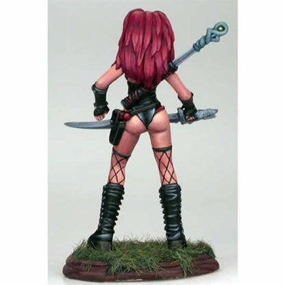 Goth Female Warrior with Sword Miniature Elmore Masterwork