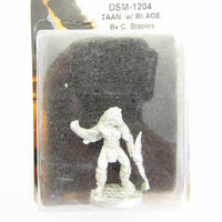 DSM1204 Taan with Blade Miniature Elmore Masterwork