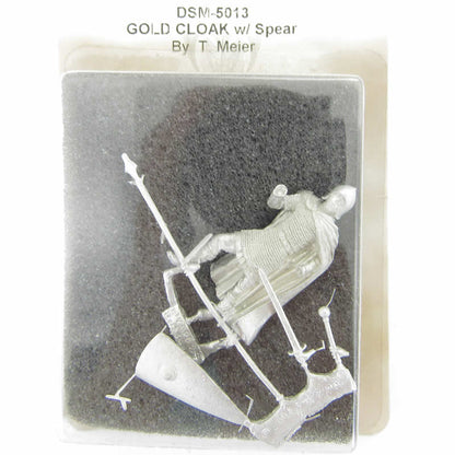 DSM5013 Guard With Cloak and Spear Miniature George R.R. Martin