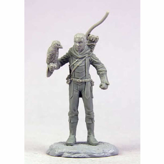 DSM7628 Male Ranger with Bow Miniature Stephanie Law Masterworks