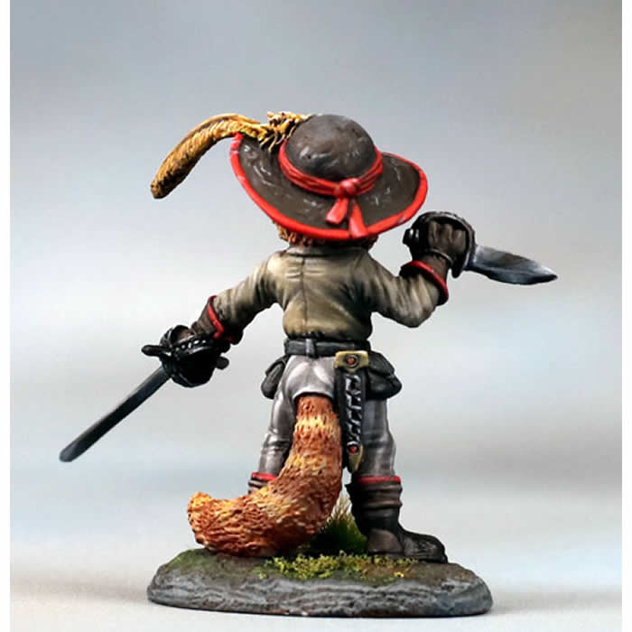 DSM8117 Selkirk Cat Swashbuckler Dual Wield Miniature Critter Kingdoms