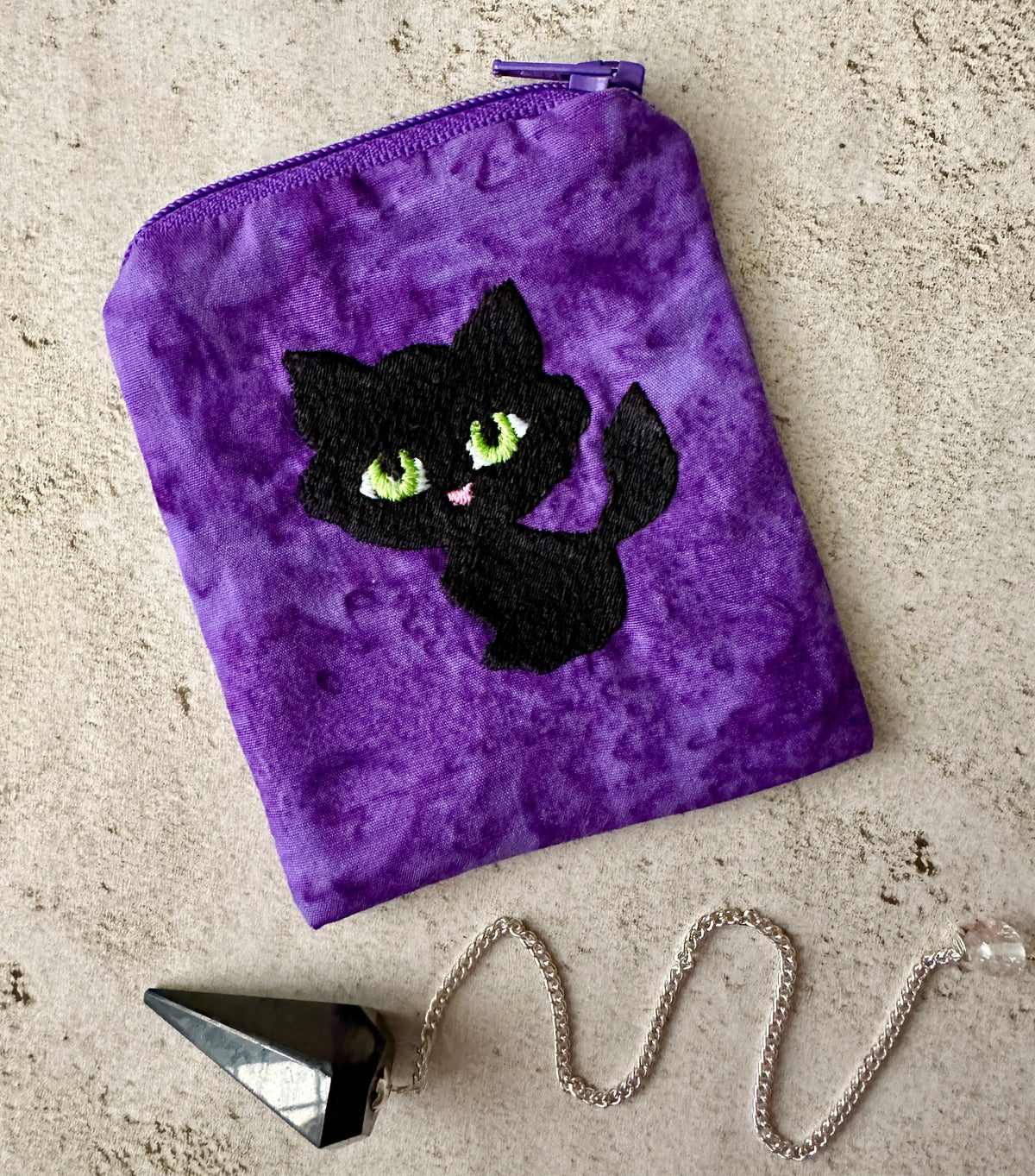 Black Cat Mojo Bag – Purple Embroidered Pouch for Crystals, Coins & Witchy Accessories