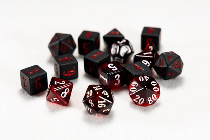 Epic Character Class Dice Set: The Rogue – 16-Piece Resin Dice in Rolling Tray Tin