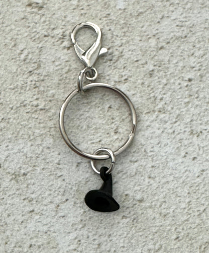 Black Witch Hat Keychain Charm – Witchy Zipper Pull Bag Charm for Witches & Halloween