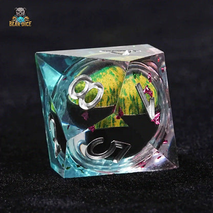 Green Dragon's Eye Kernel - Silver Font Resin 10 Sided Dice (D10 Dice)