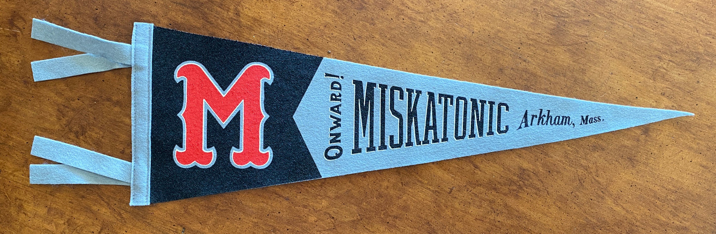 Miskatonic University Pennant
