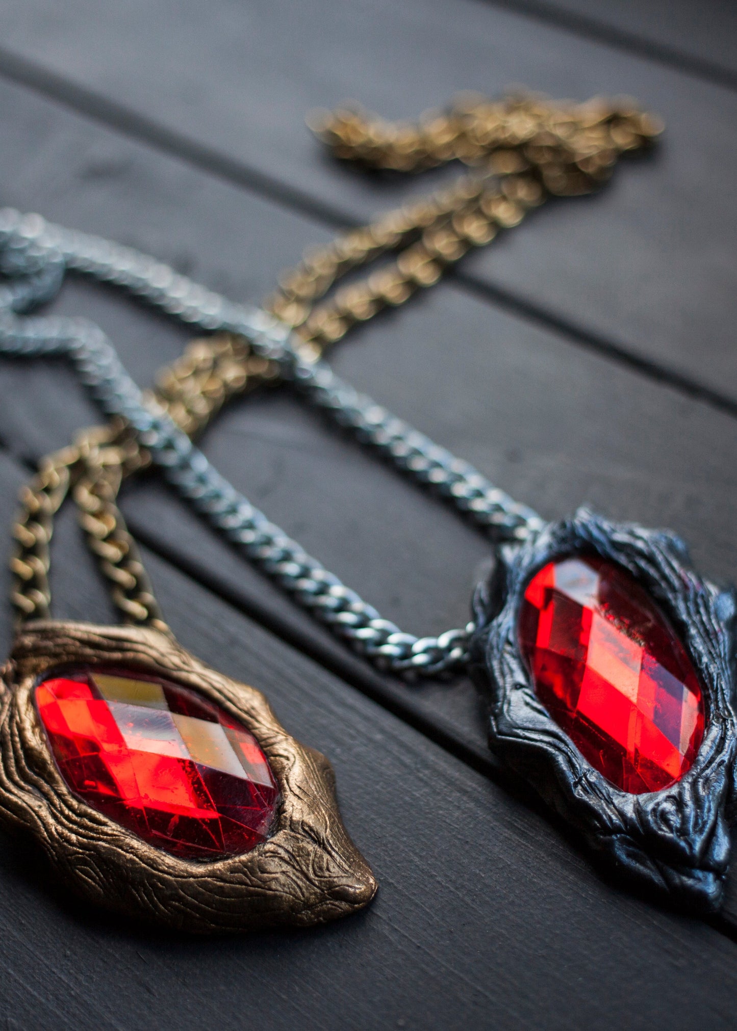 Devil May Cry 3 Vergil/Dante Cosplay Pendant - In Stock