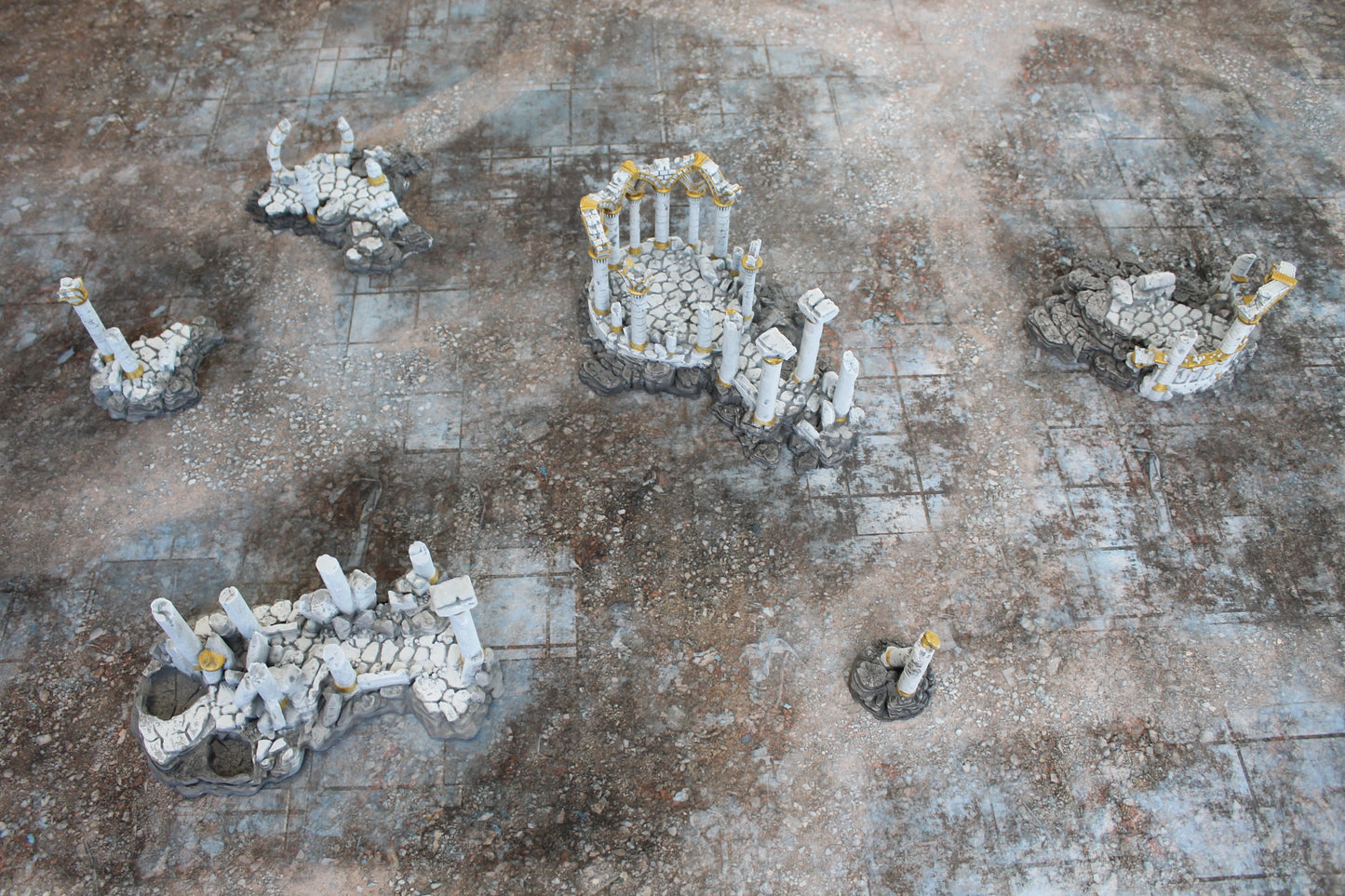 Urban Ruins Neoprene Battle Mat — Warhammer, 40K, AoS, Kill Team, MCP & More