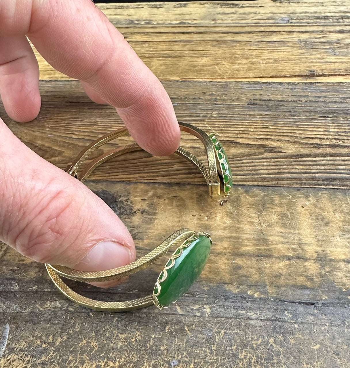 Vintage Jade Bracelet — 1970s Canadian Jade Collection (228)