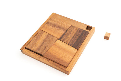 Impossible Square - No Fit Puzzle