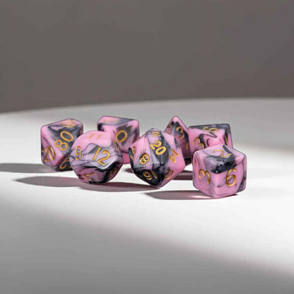 MET173 Pink and Black Resin Dice Gold Numbers 16mm (5/8in) 7-Dice Set