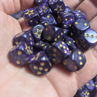 STAR 12mm Pearl Puple d6 | Small Dice with a Gold Star on the '1'