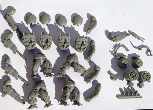 Sci-Fi Mech / Mecha Hardsuit 50mm Power Armor - Set of 4 with Multiple Accessories